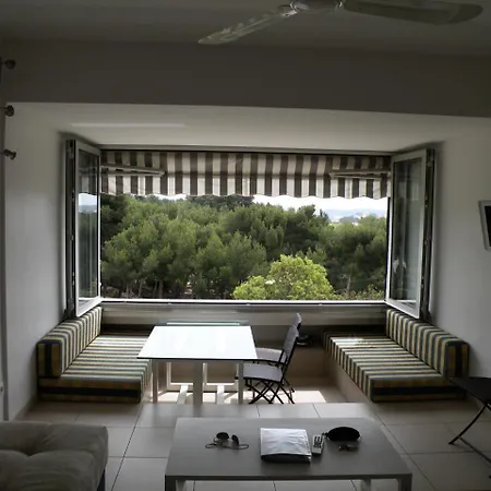 Studio 5 Pers Vue Mer 79463 *